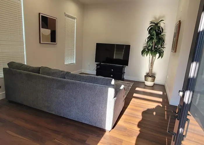 Charming Home Near Superdome And French Qtr - Less Than 10 Min